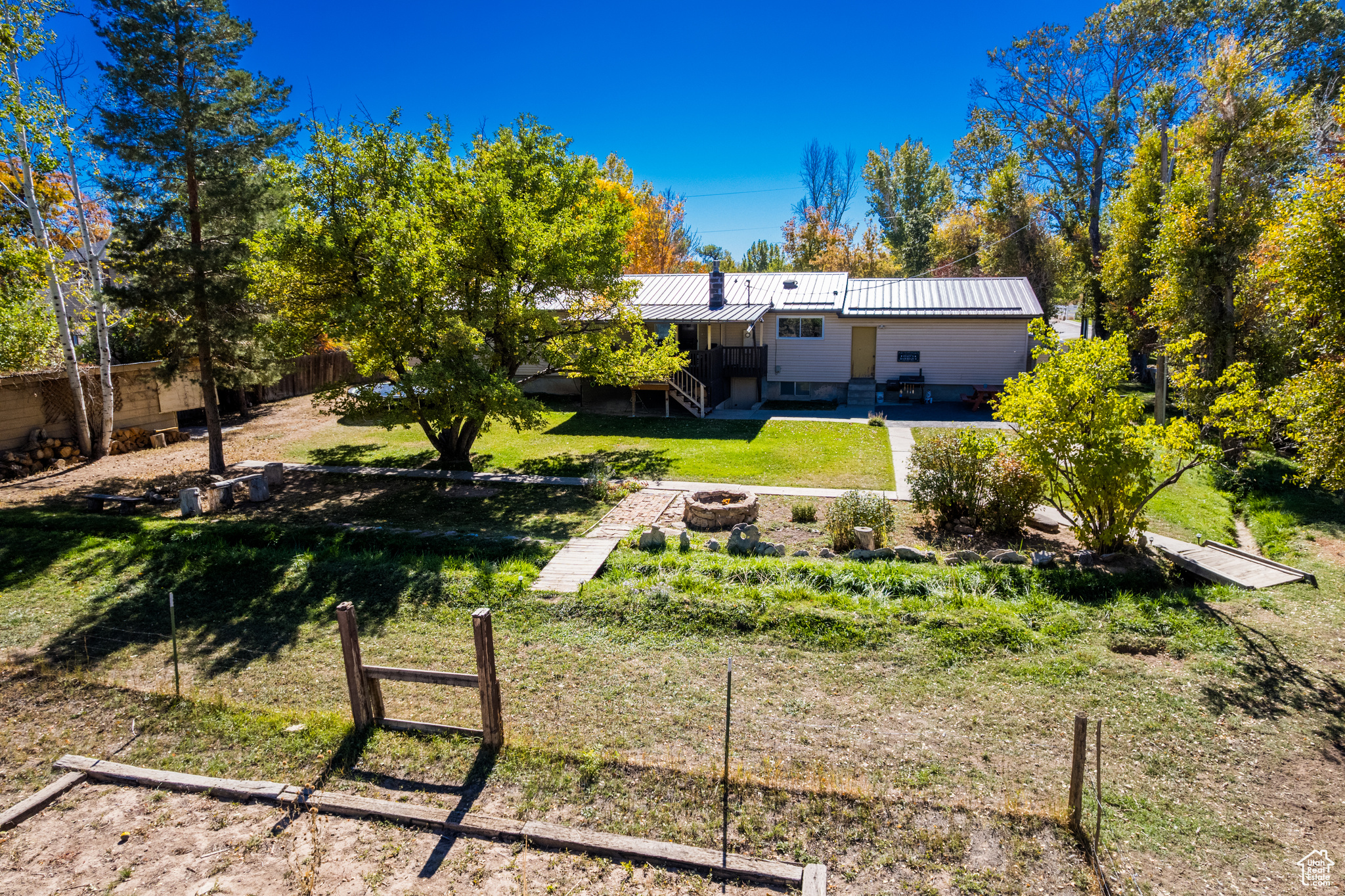 ROBBINWOOD ACRES SUBDIVISION NO 2 - Residential