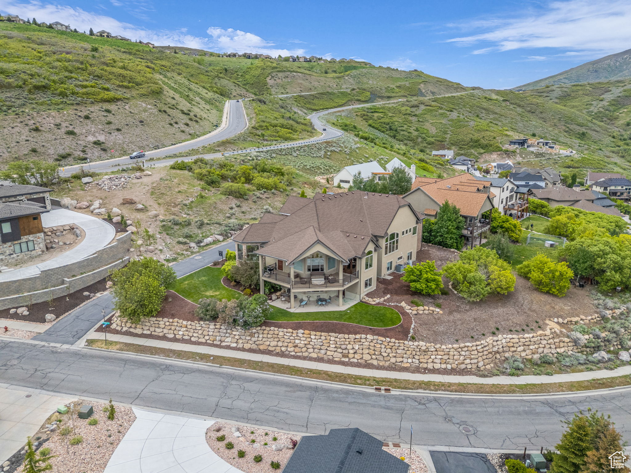 EAGLE CREST NO 3 AT SUNCREST - Residential