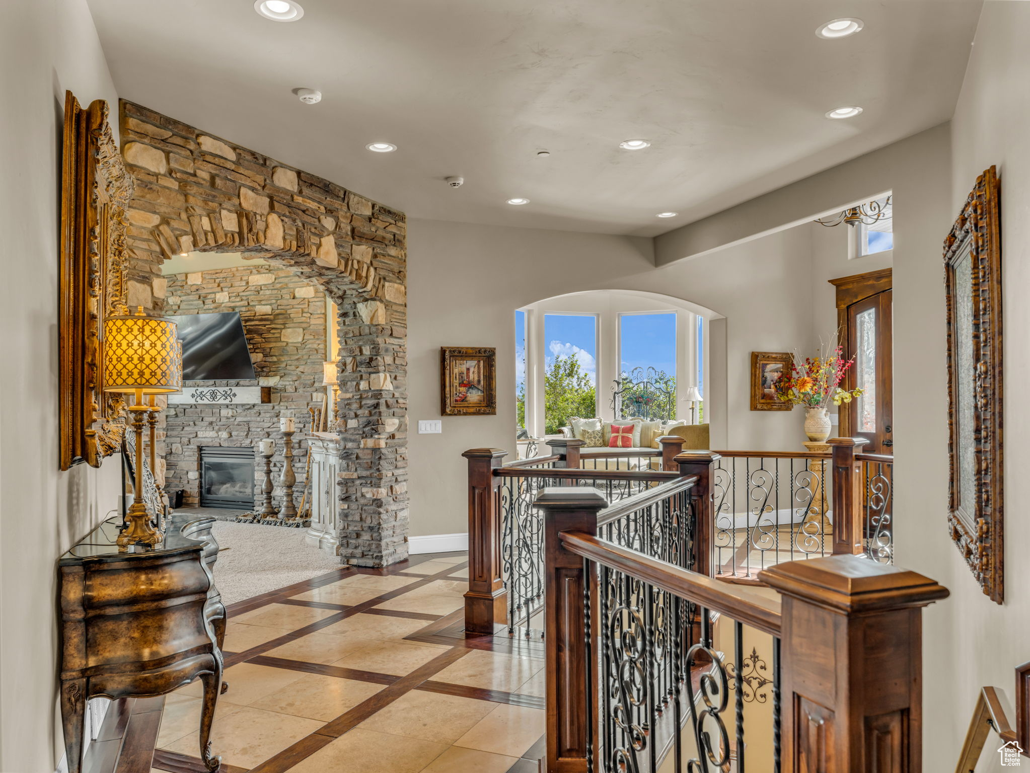 EAGLE CREST NO 3 AT SUNCREST - Residential