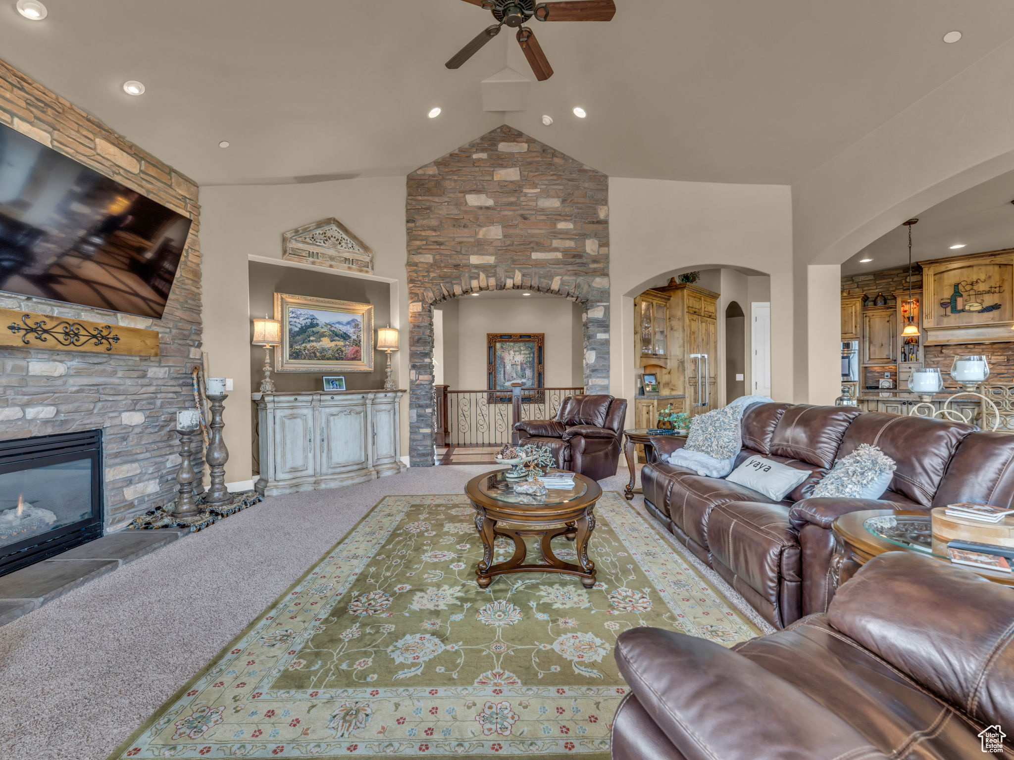 EAGLE CREST NO 3 AT SUNCREST - Residential