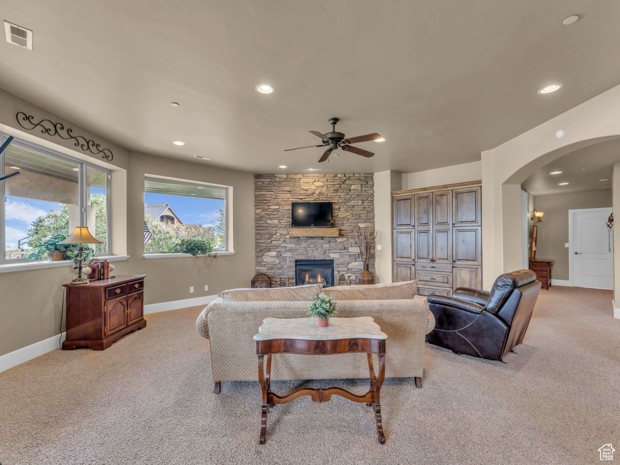 EAGLE CREST NO 3 AT SUNCREST - Residential