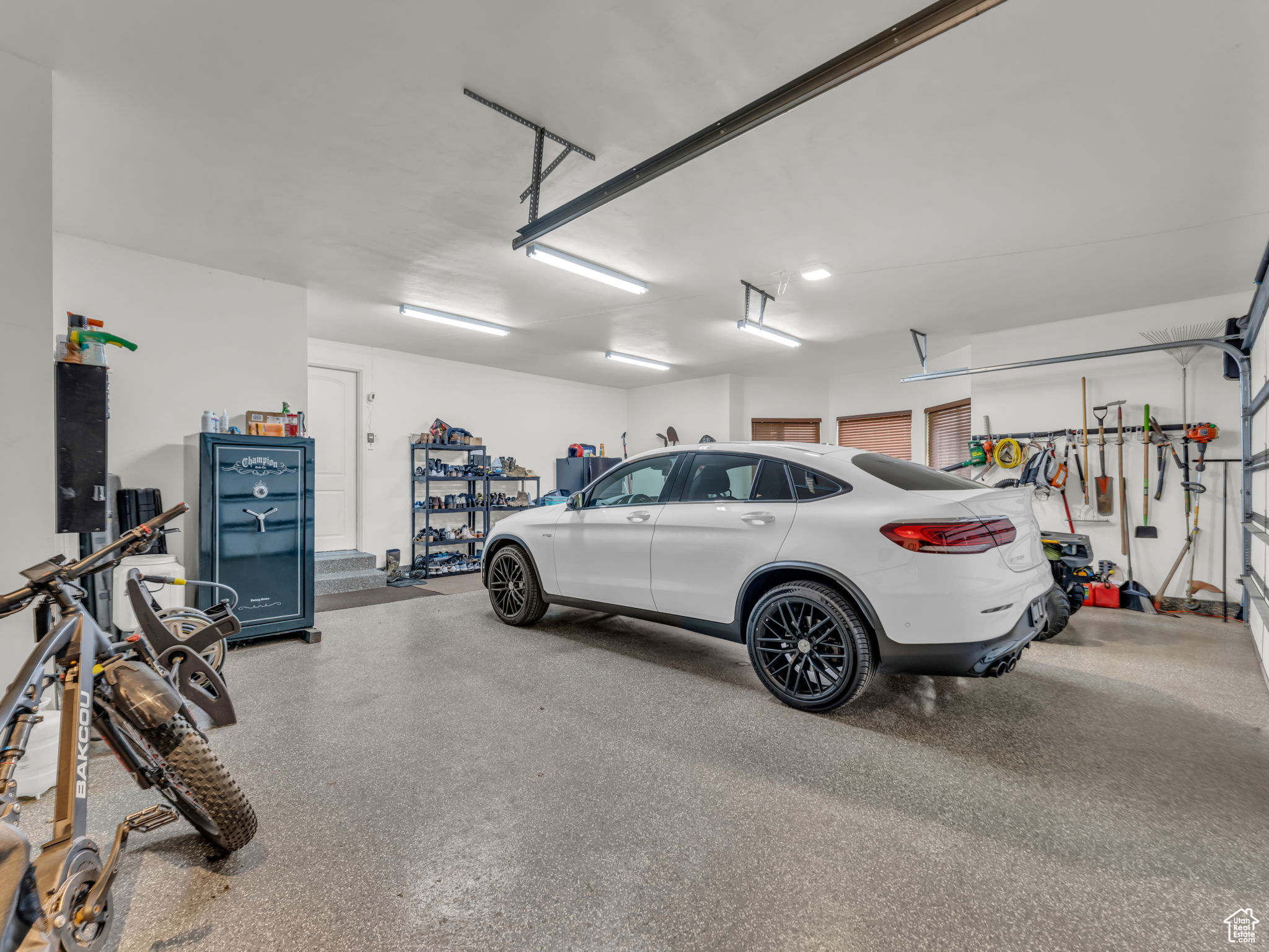 EAGLE CREST NO 3 AT SUNCREST - Residential