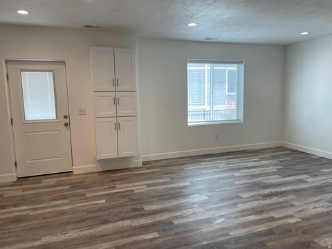 Tiny photo for 951 W SHADOW BROOK LN N, Lehi, UT 84043 (MLS # 2138867)