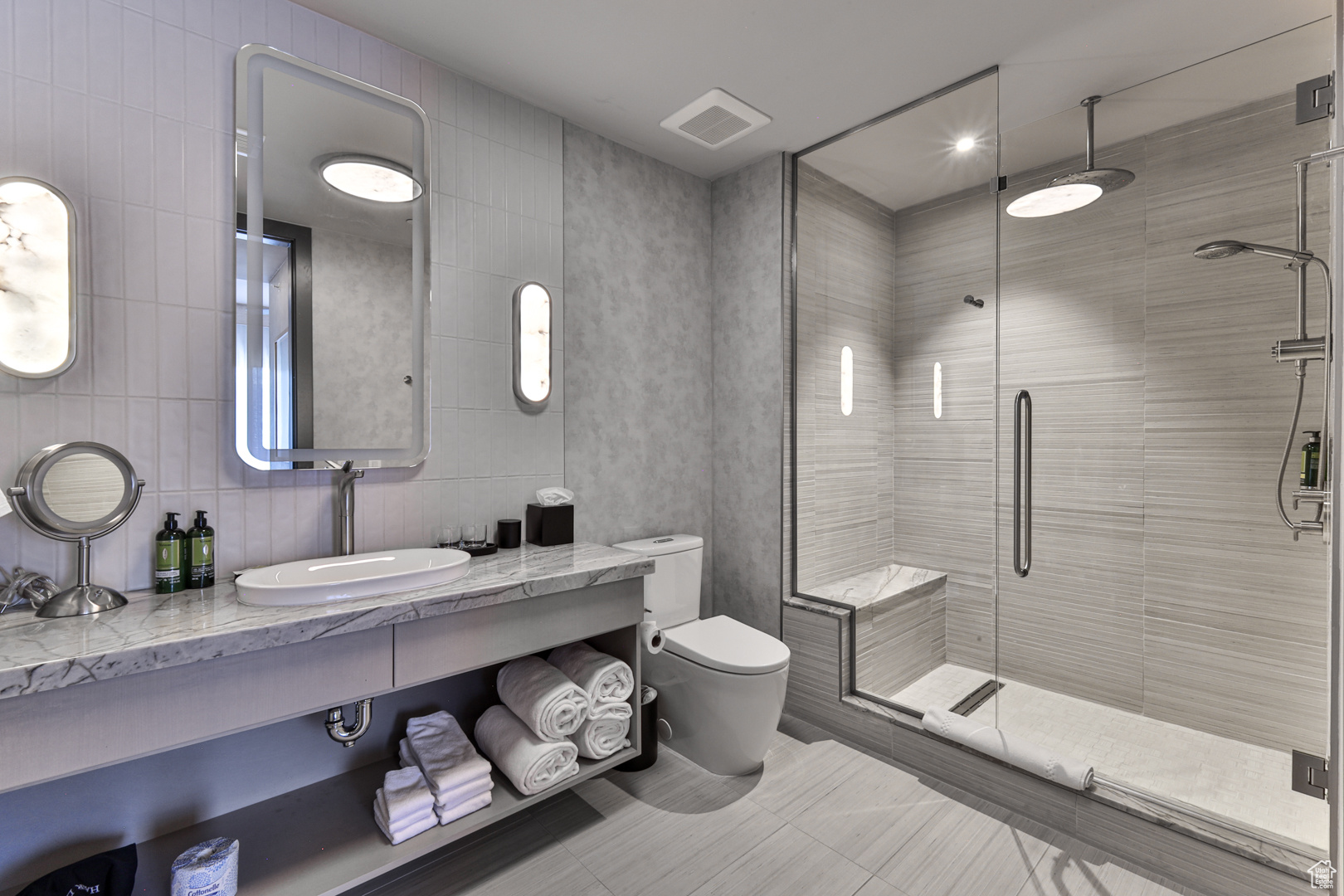 BLACK DESERT VILLAGE CONDOS - Residential