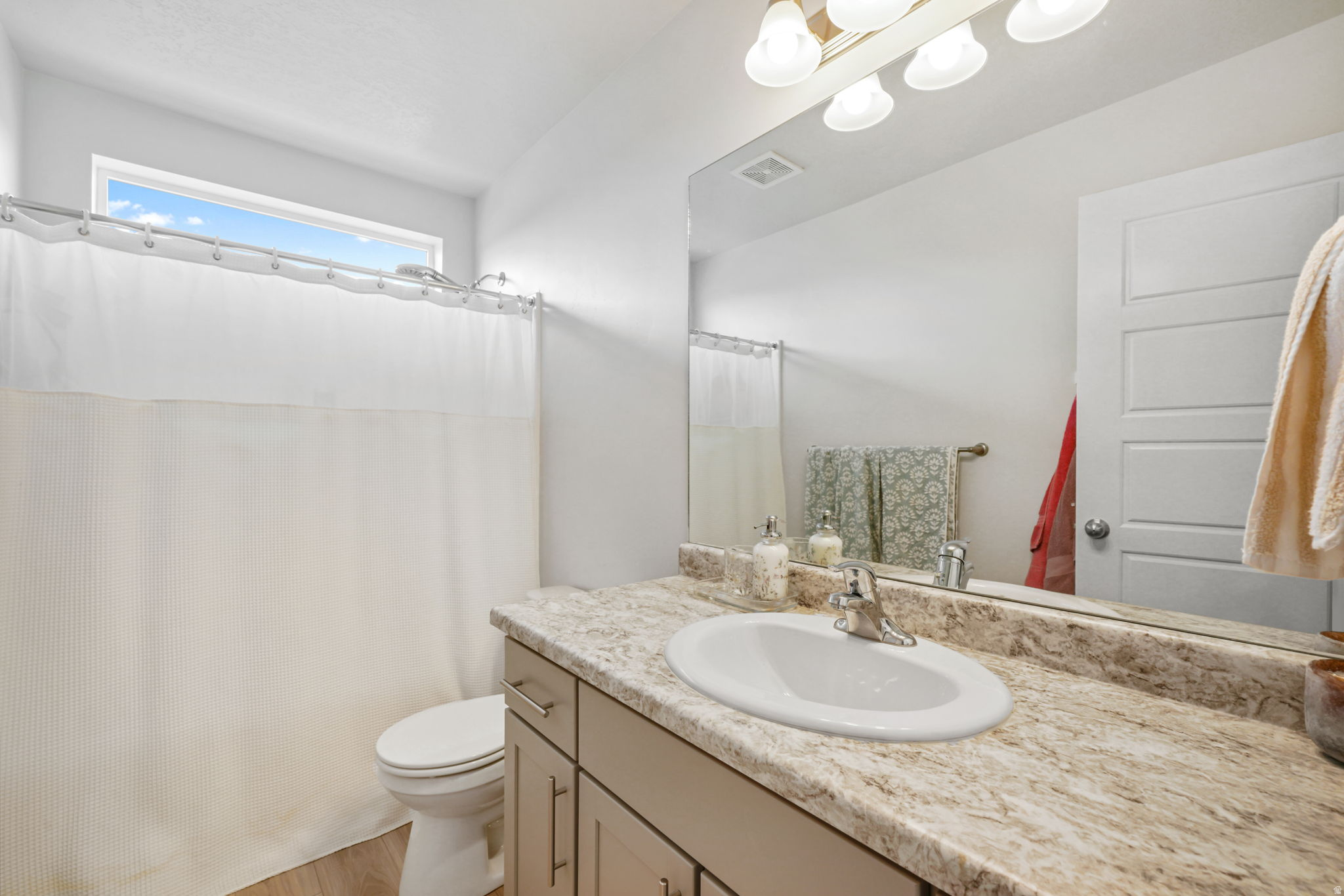 JESSIES BROOK - Residential