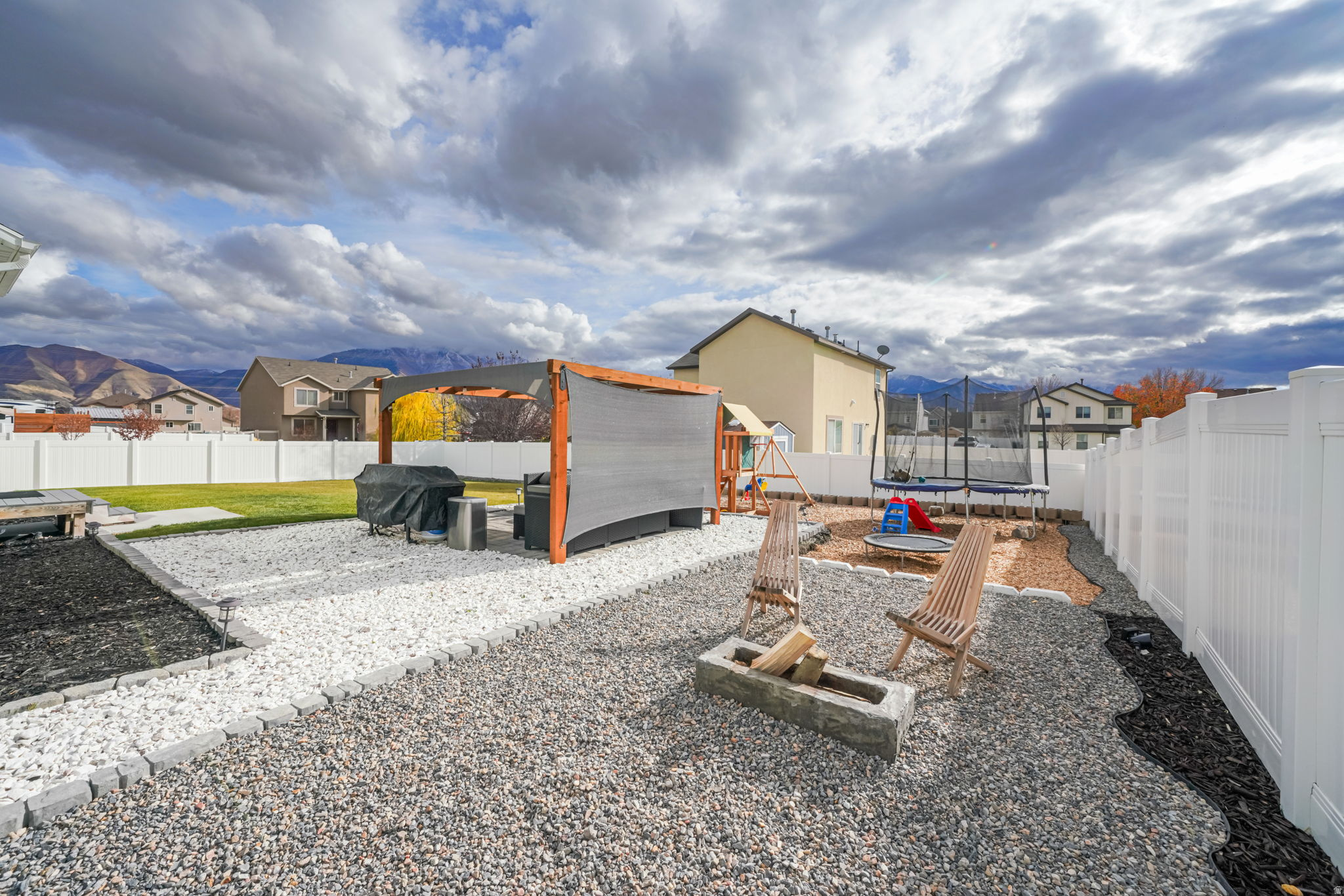 JESSIES BROOK - Residential