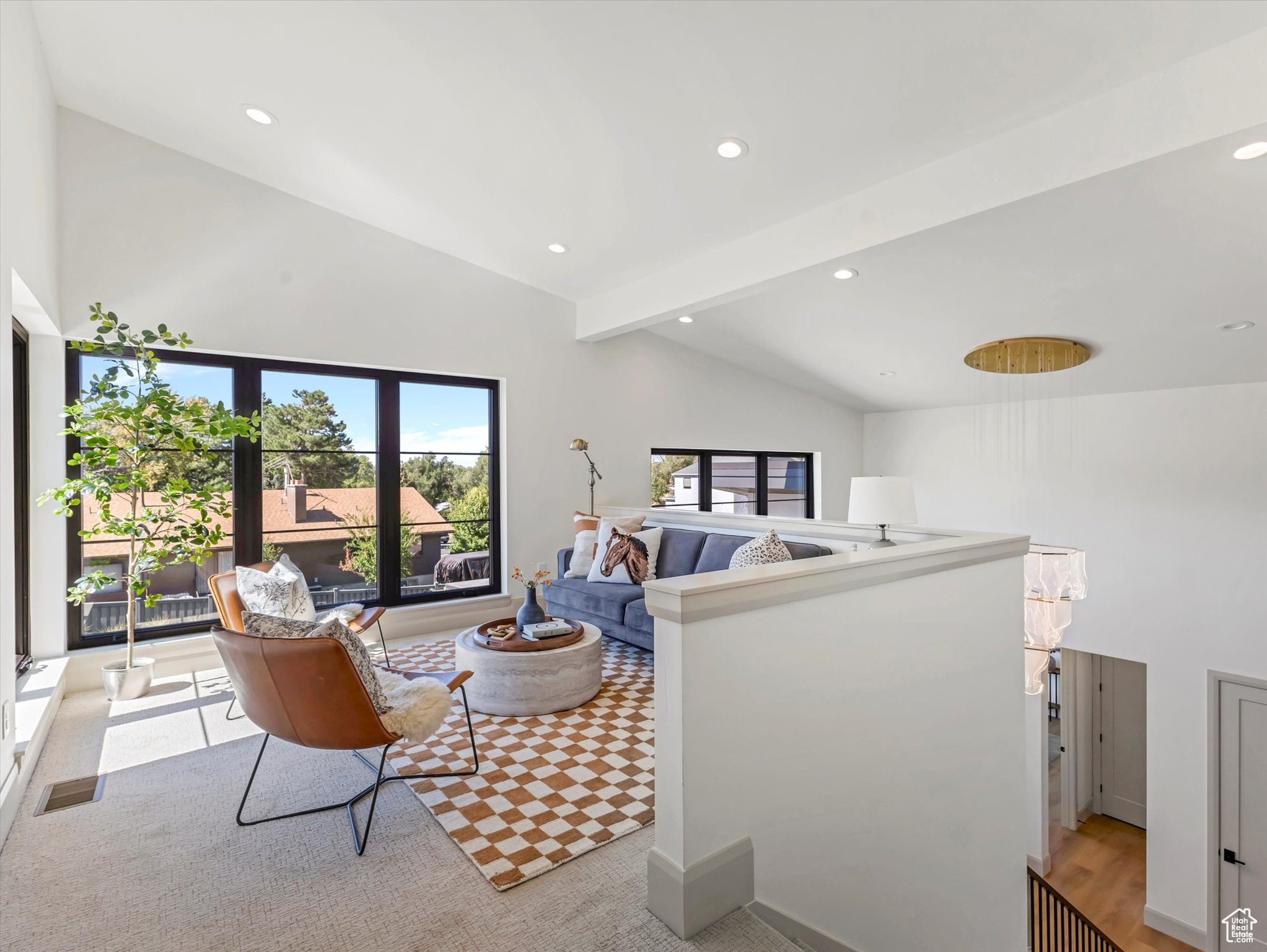TANNENBAUM COVE - Residential
