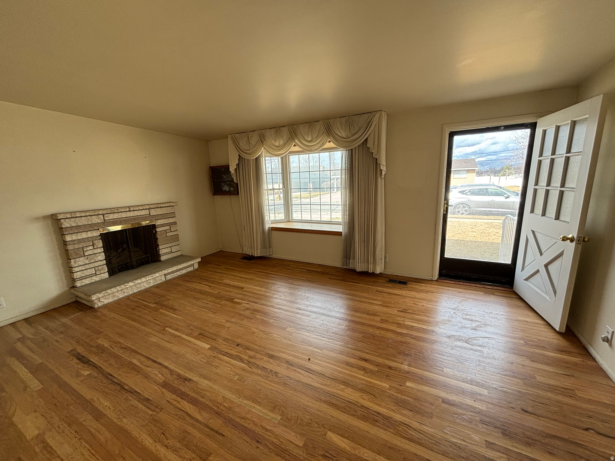 SAGE HILL - Residential