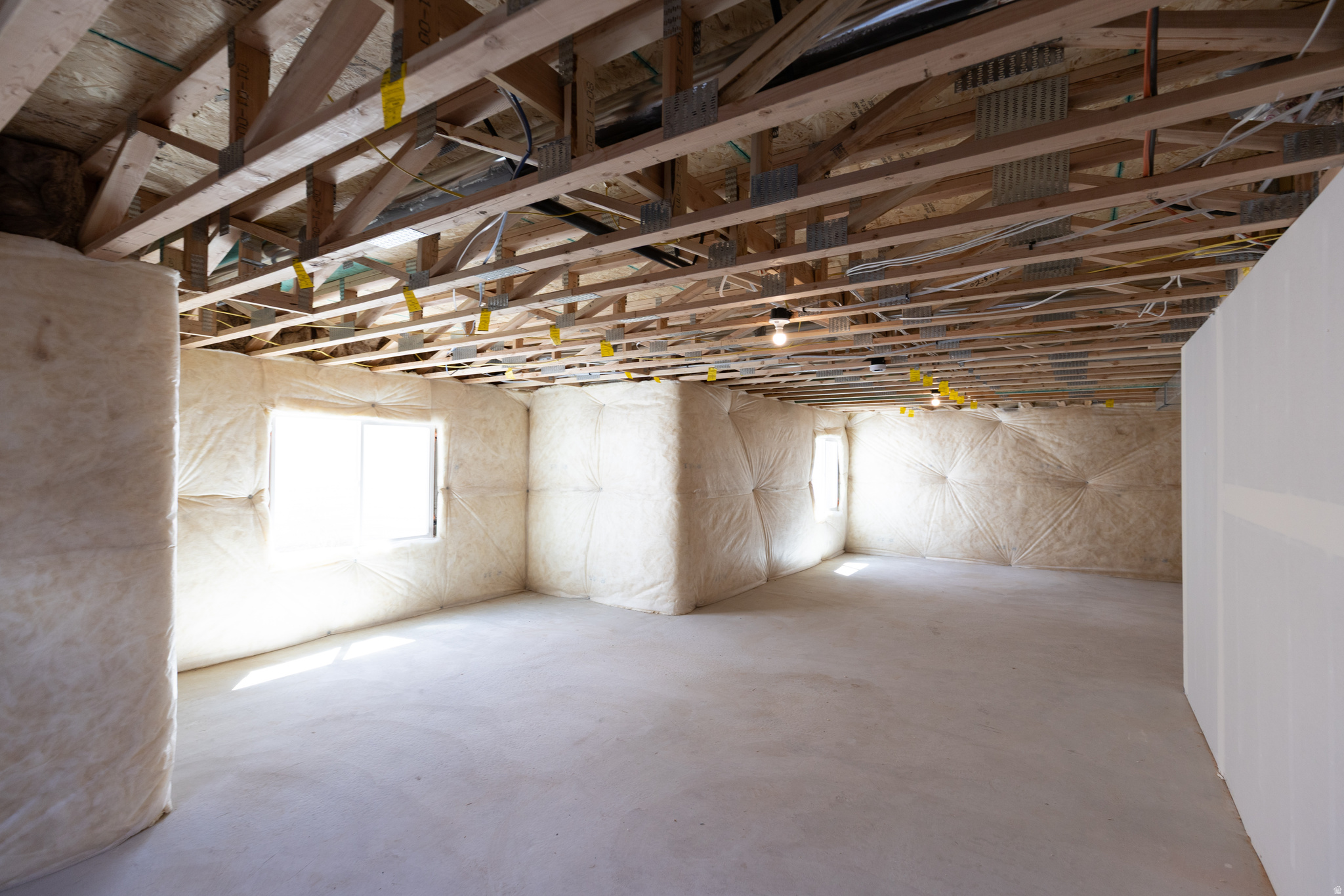 HIDDEN HOLLOW - Residential