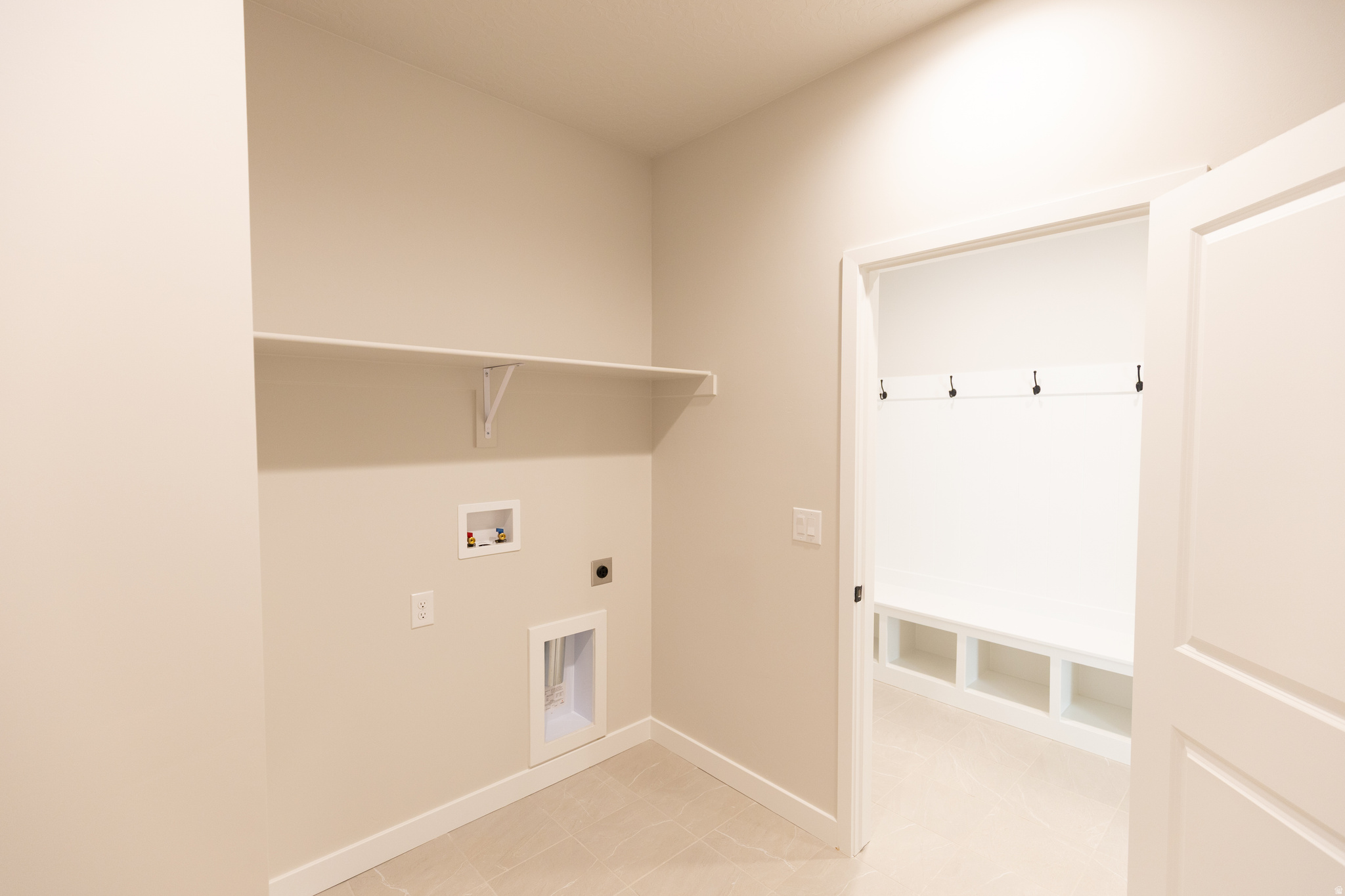 HIDDEN HOLLOW - Residential