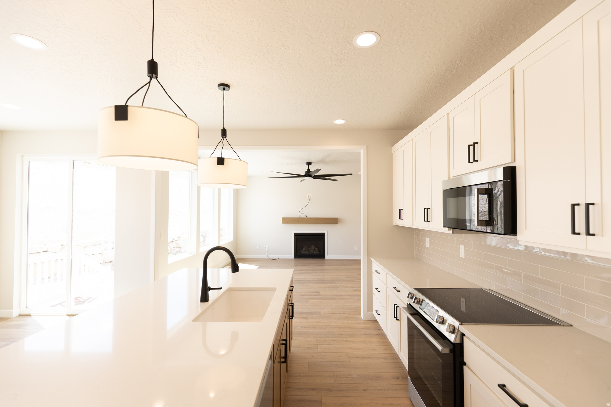 HIDDEN HOLLOW - Residential