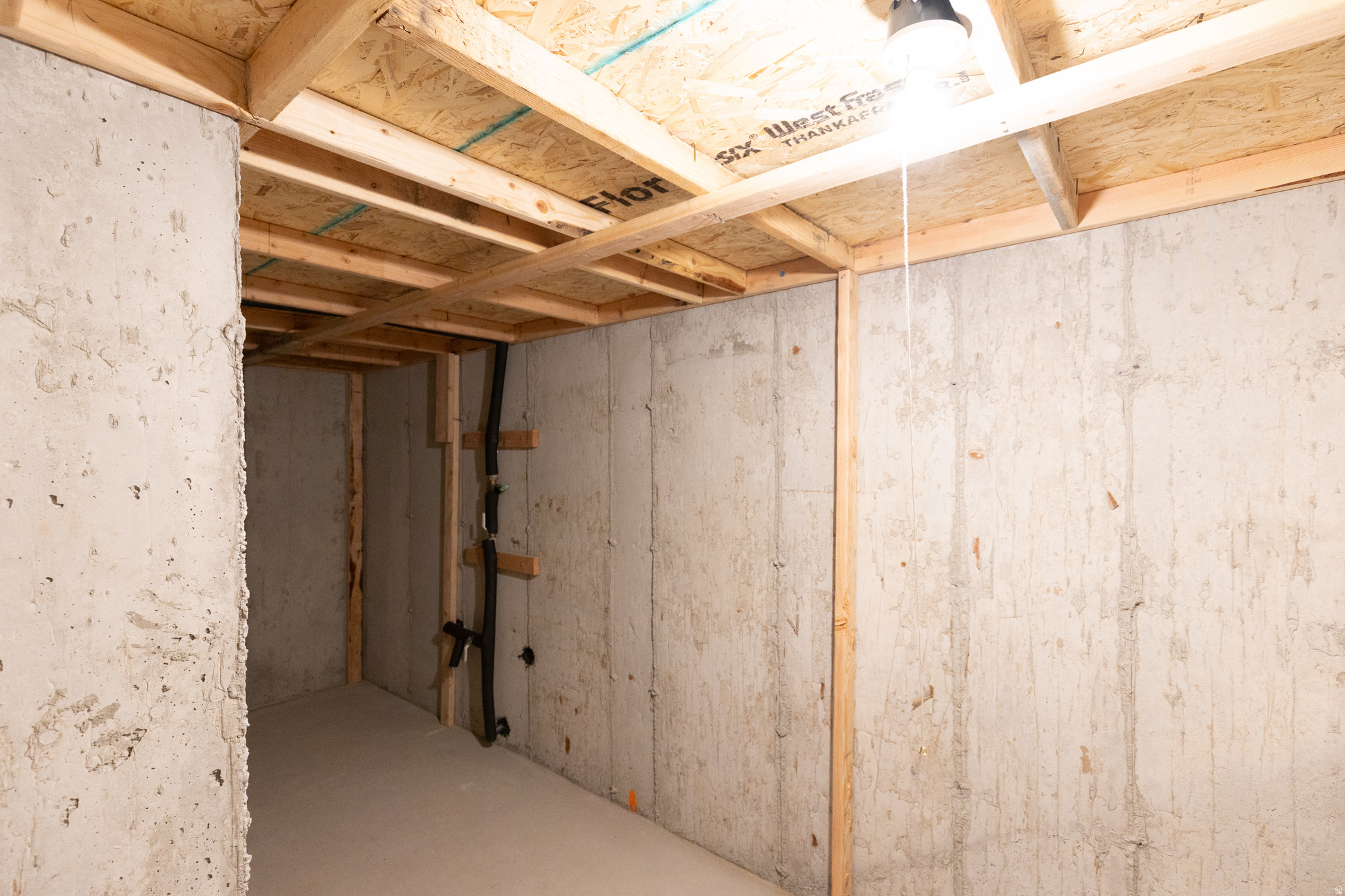 HIDDEN HOLLOW - Residential