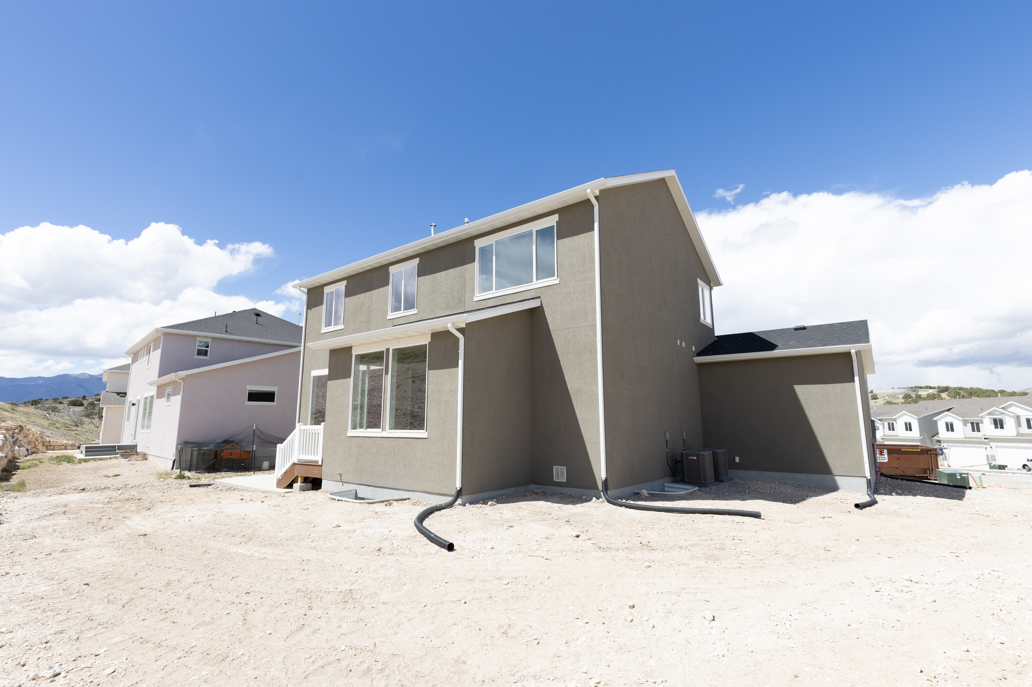 HIDDEN HOLLOW - Residential