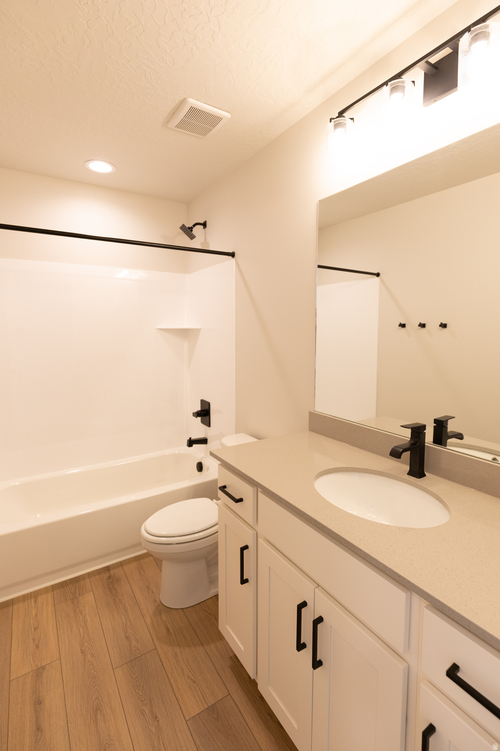 HIDDEN HOLLOW - Residential