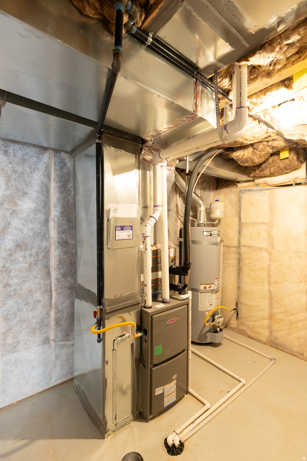 HIDDEN HOLLOW - Residential