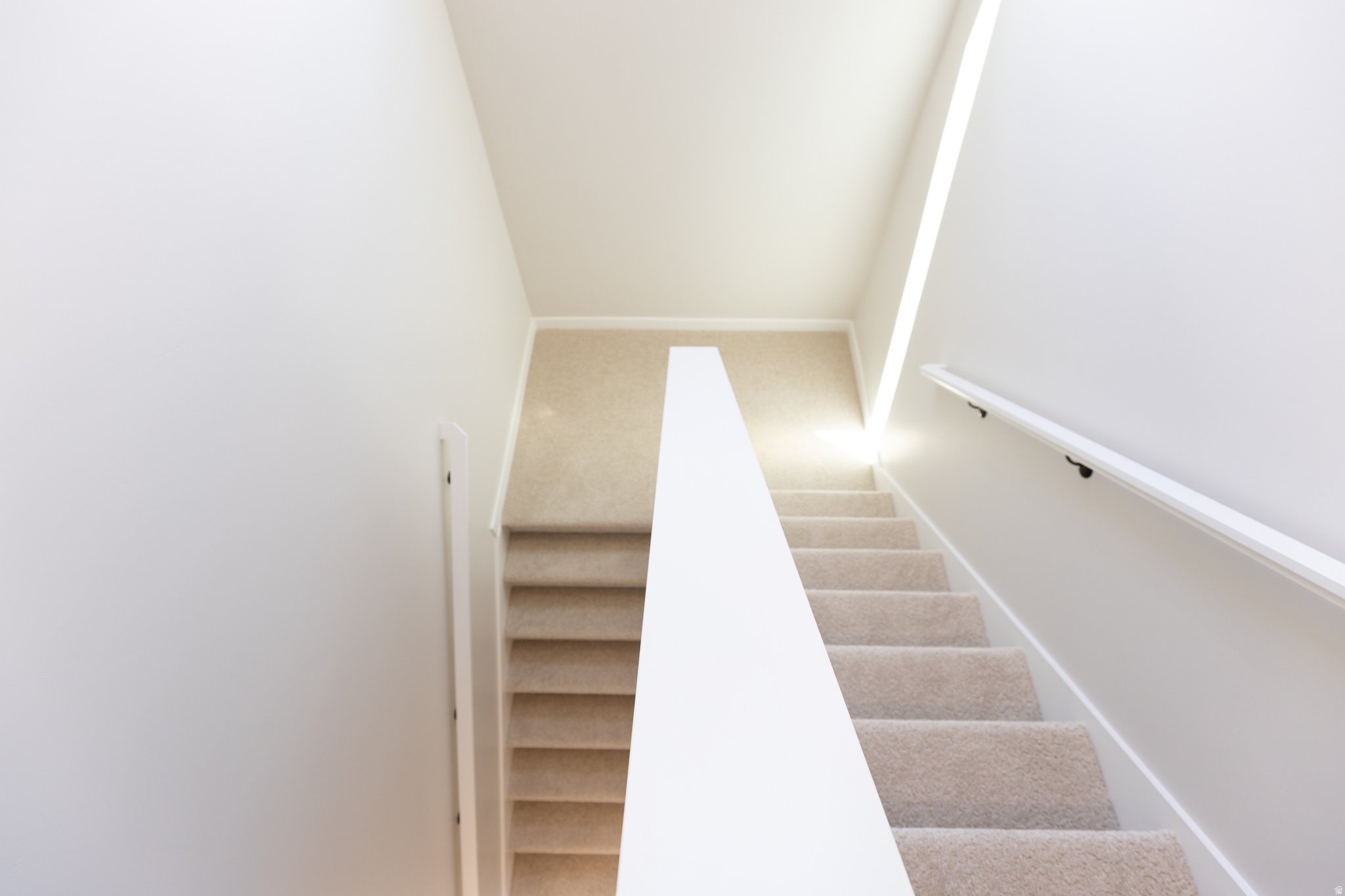 HIDDEN HOLLOW - Residential