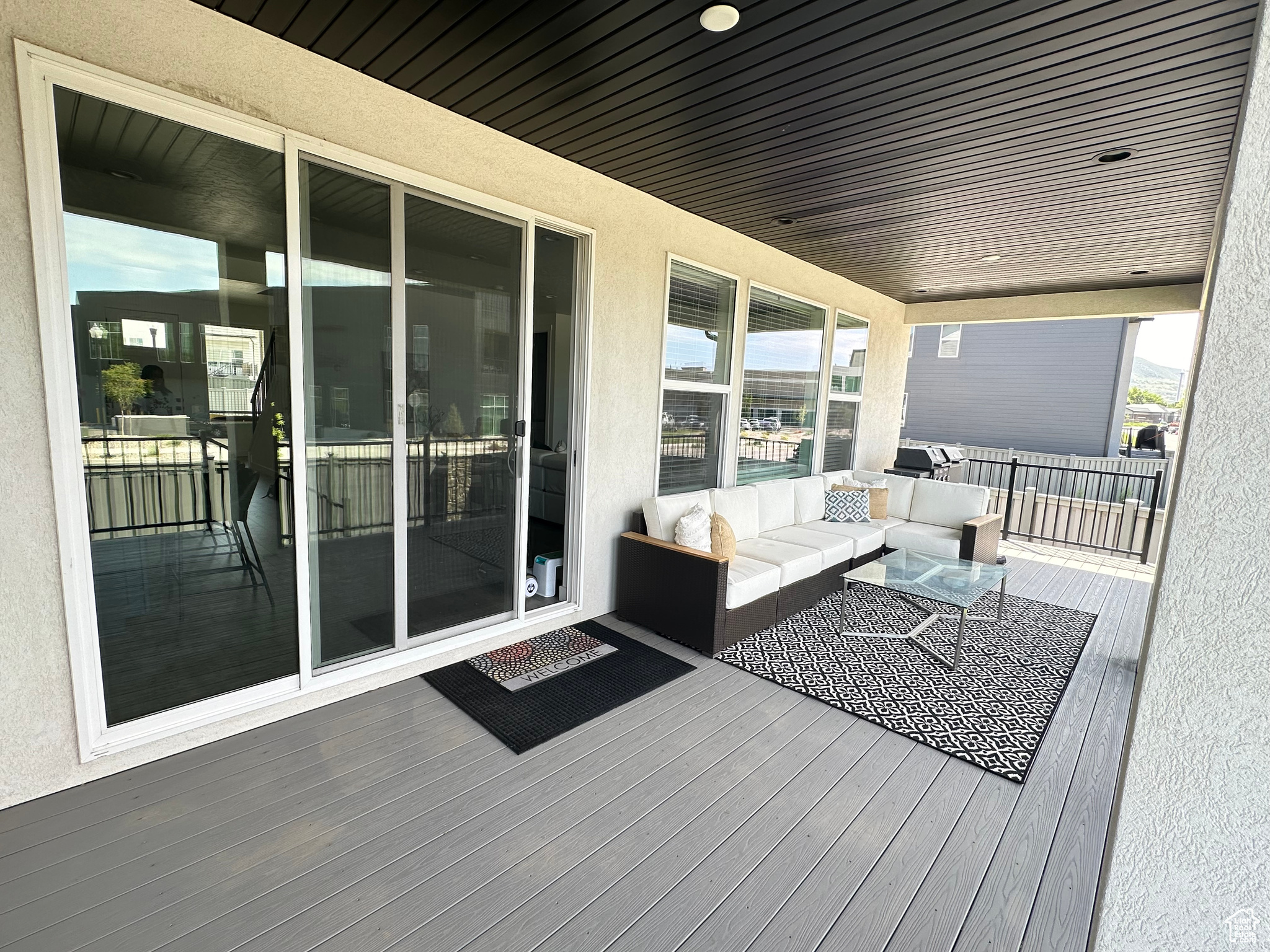 Farmington, Utah 84025, United States, 6 Bedrooms Bedrooms, ,4 BathroomsBathrooms,Residential,Active,141408