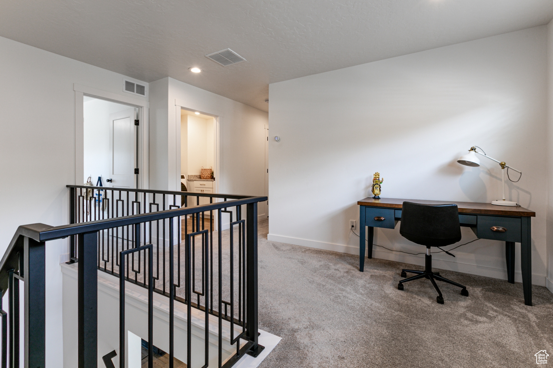 Farmington, Utah 84025, United States, 6 Bedrooms Bedrooms, ,4 BathroomsBathrooms,Residential,Active,141408