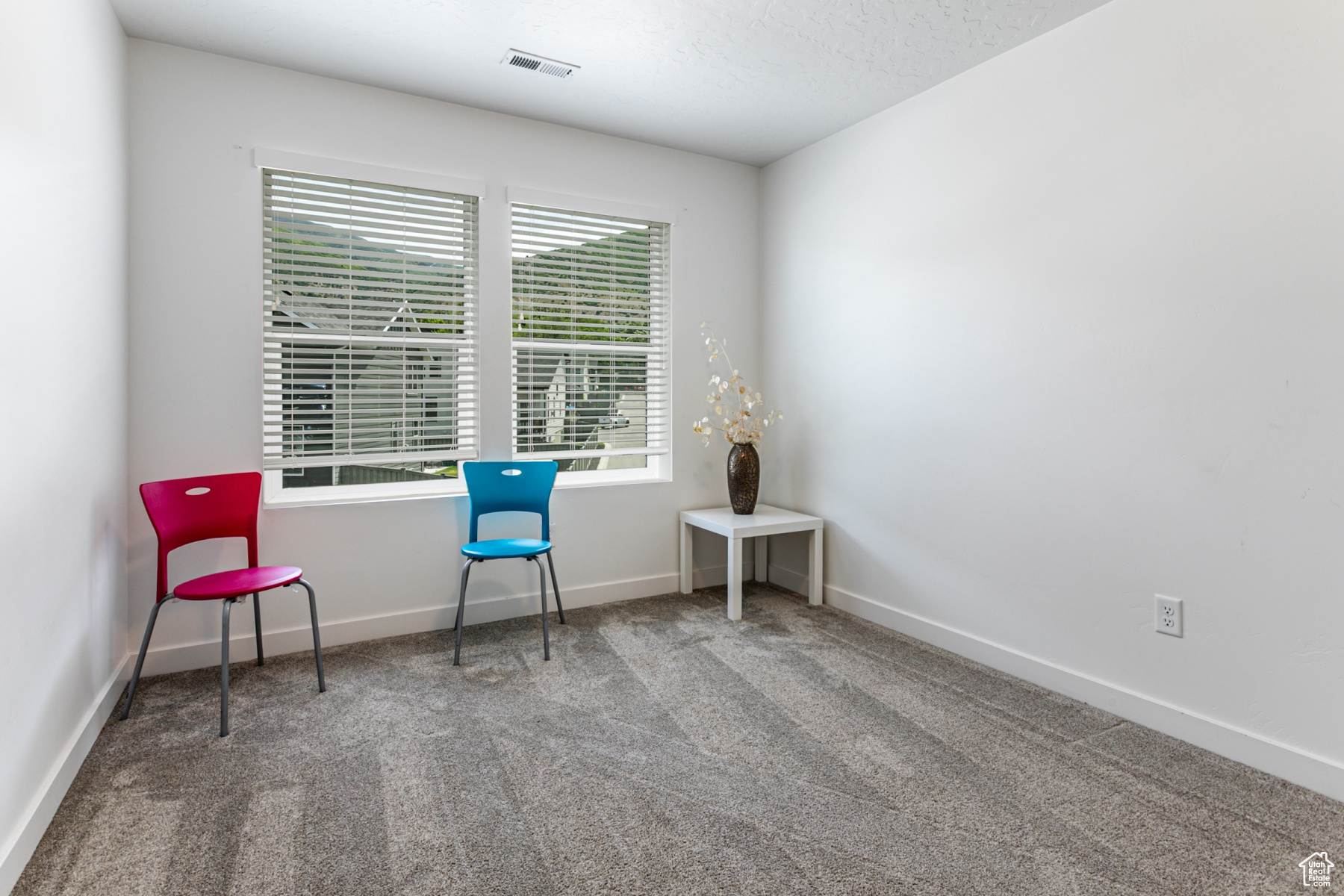 Farmington, Utah 84025, United States, 6 Bedrooms Bedrooms, ,4 BathroomsBathrooms,Residential,Active,141408