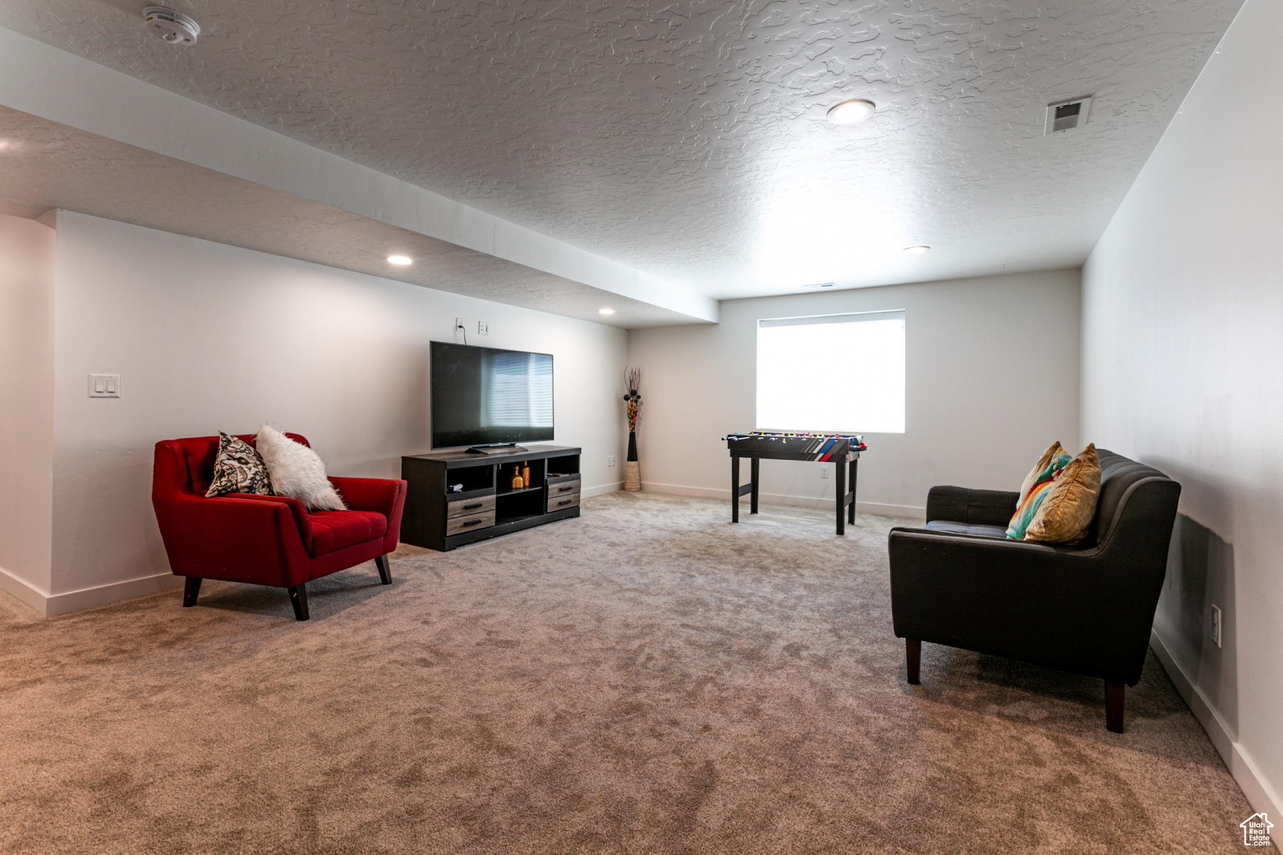 Farmington, Utah 84025, United States, 6 Bedrooms Bedrooms, ,4 BathroomsBathrooms,Residential,Active,141408