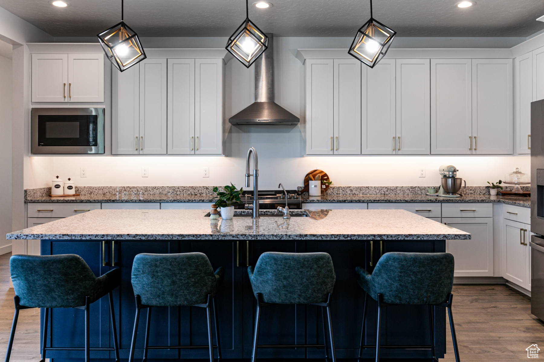 Farmington, Utah 84025, United States, 6 Bedrooms Bedrooms, ,4 BathroomsBathrooms,Residential,Active,141408