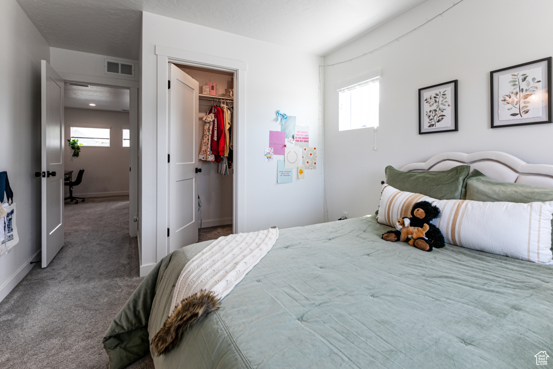 Farmington, Utah 84025, United States, 6 Bedrooms Bedrooms, ,4 BathroomsBathrooms,Residential,Active,141408