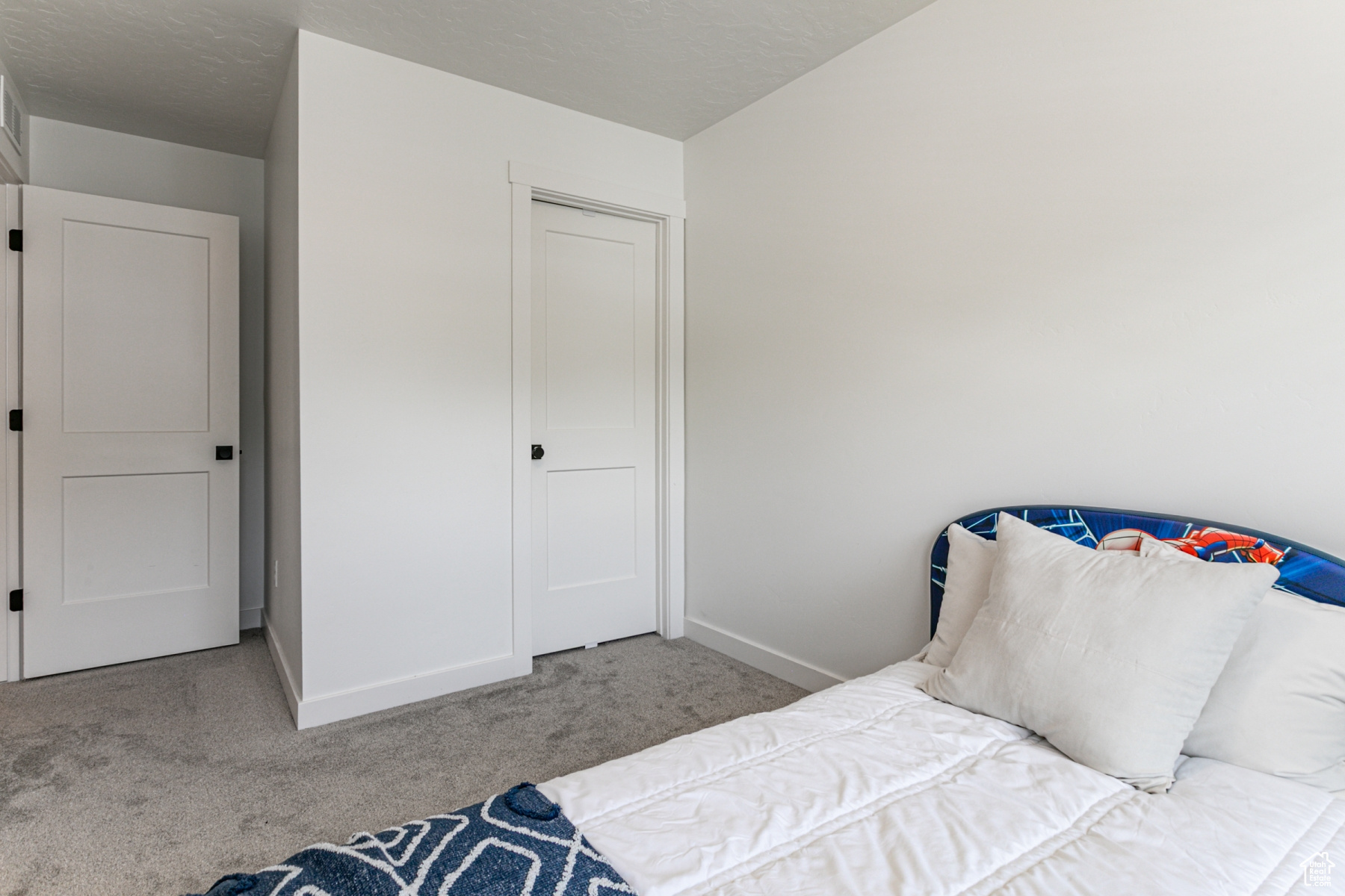 Farmington, Utah 84025, United States, 6 Bedrooms Bedrooms, ,4 BathroomsBathrooms,Residential,Active,141408