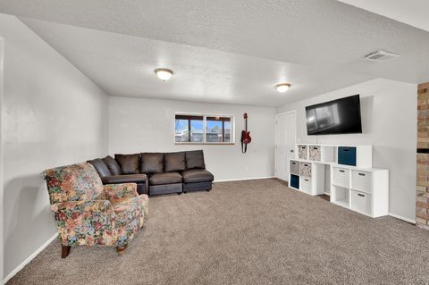 Tiny photo for 6183 S 2375 E, South Ogden, UT 84403 (MLS # 2145466)