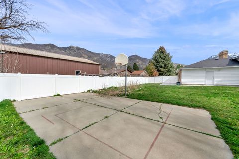 Tiny photo for 6183 S 2375 E, South Ogden, UT 84403 (MLS # 2145466)