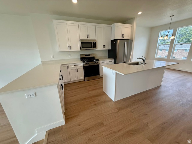 TOWNS ON MAIN - Residential