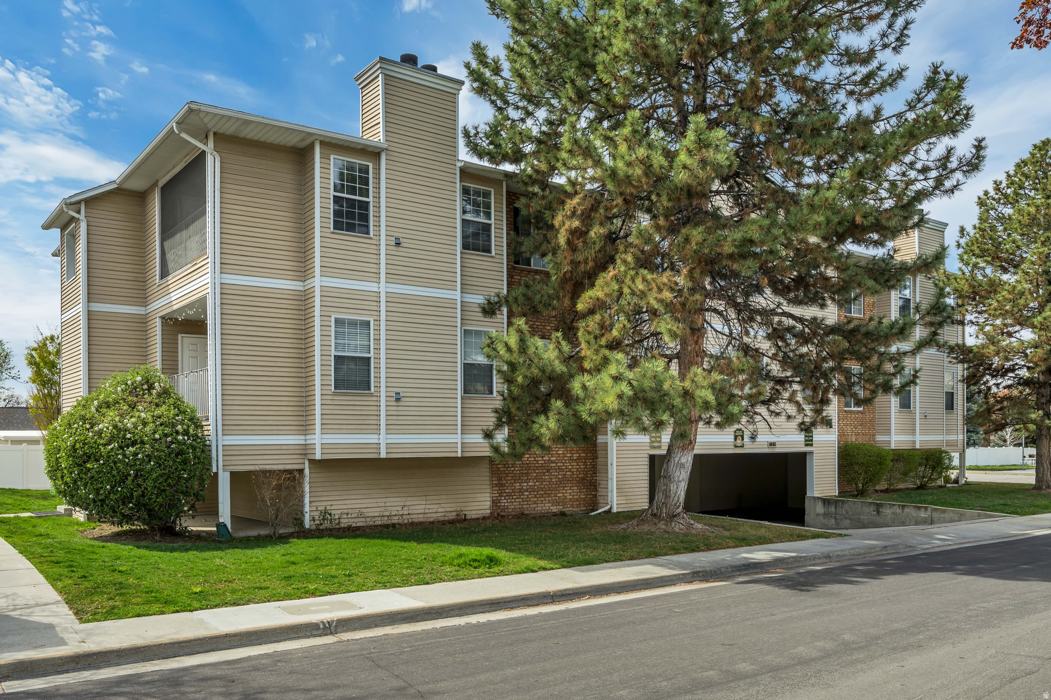 GATEWOOD - Residential