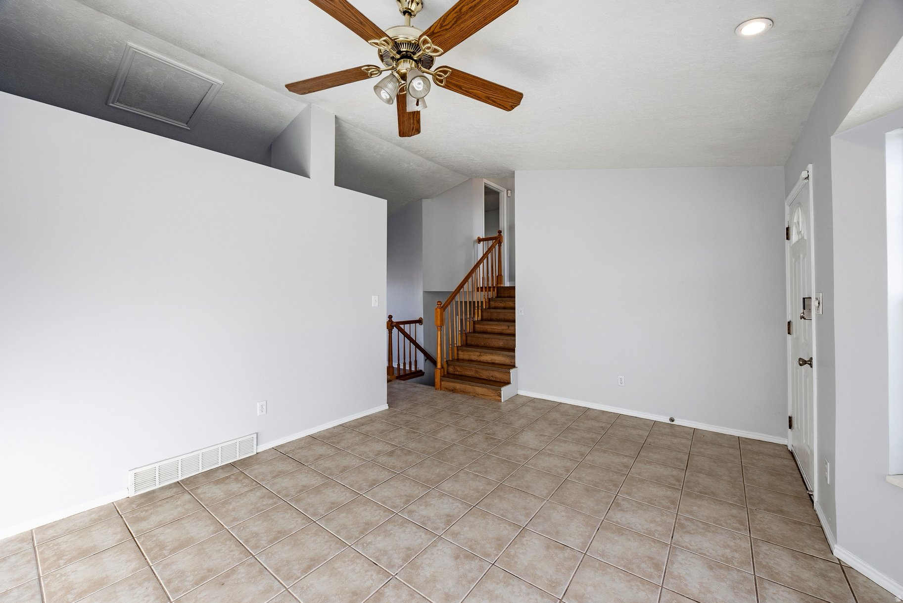 STAR CREST - Residential