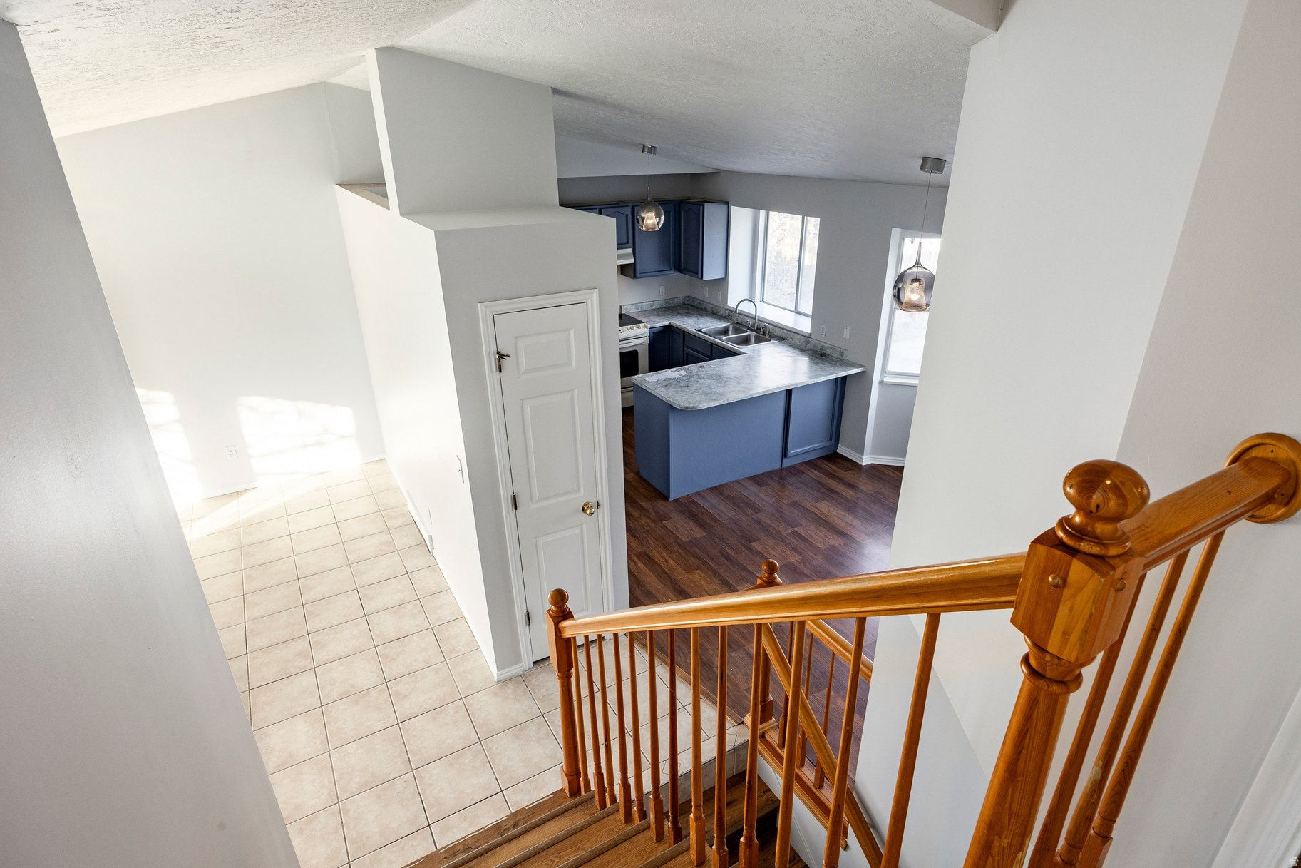 STAR CREST - Residential