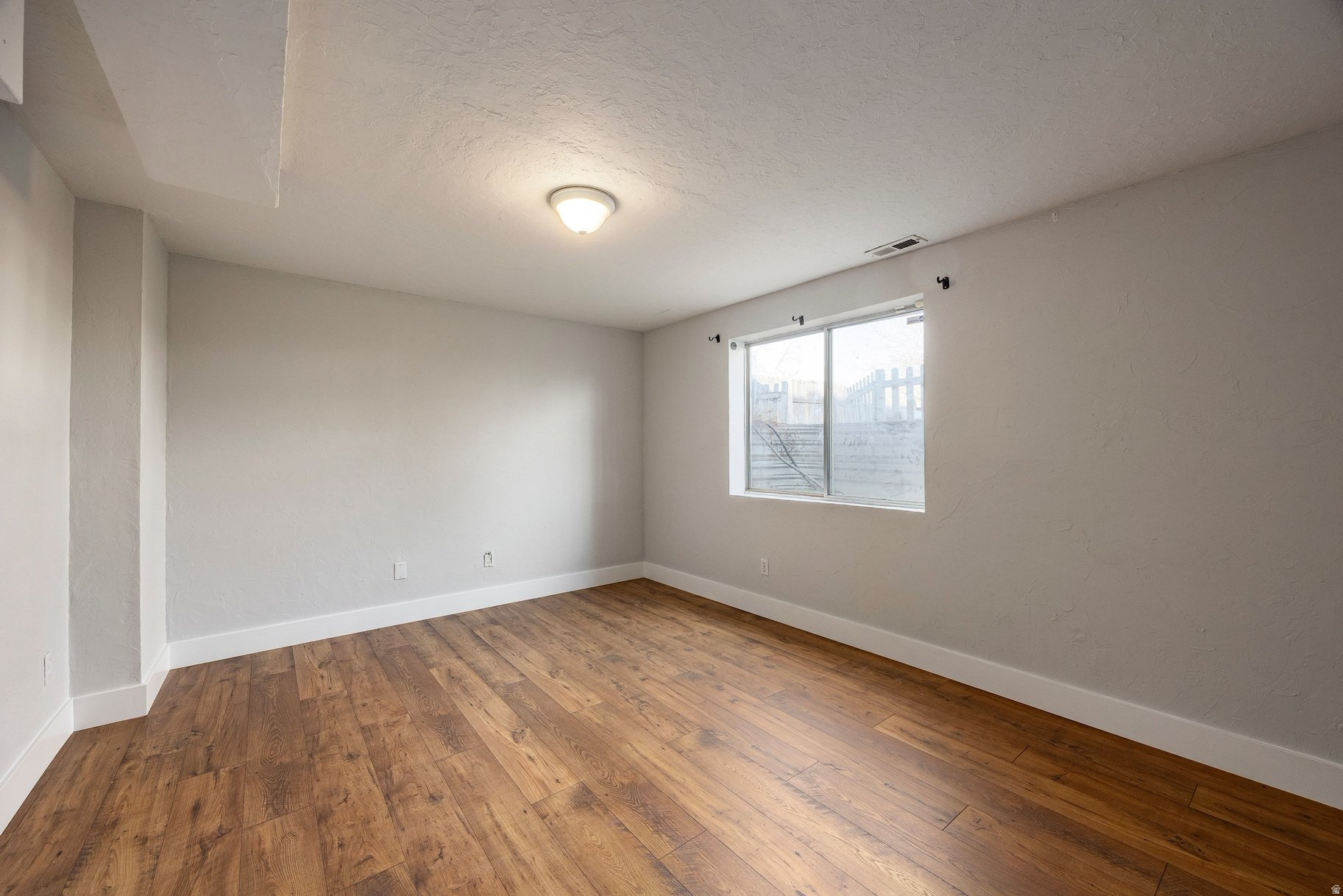 STAR CREST - Residential