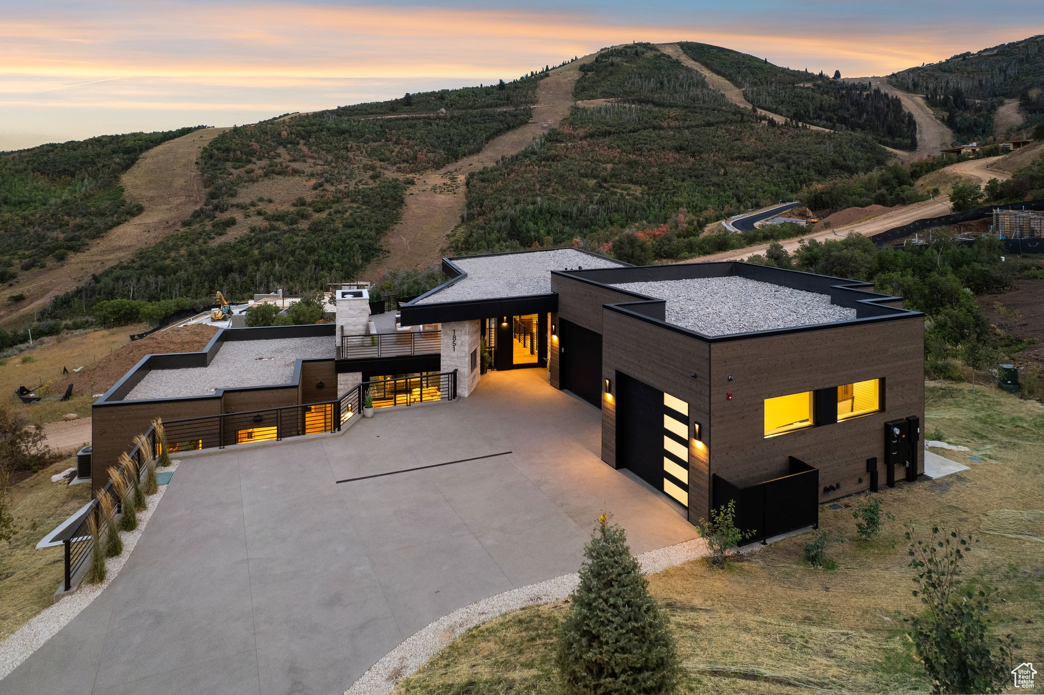 Heber City, Utah 84032, United States, 7 Bedrooms Bedrooms, ,8 BathroomsBathrooms,Residential,Active,4845