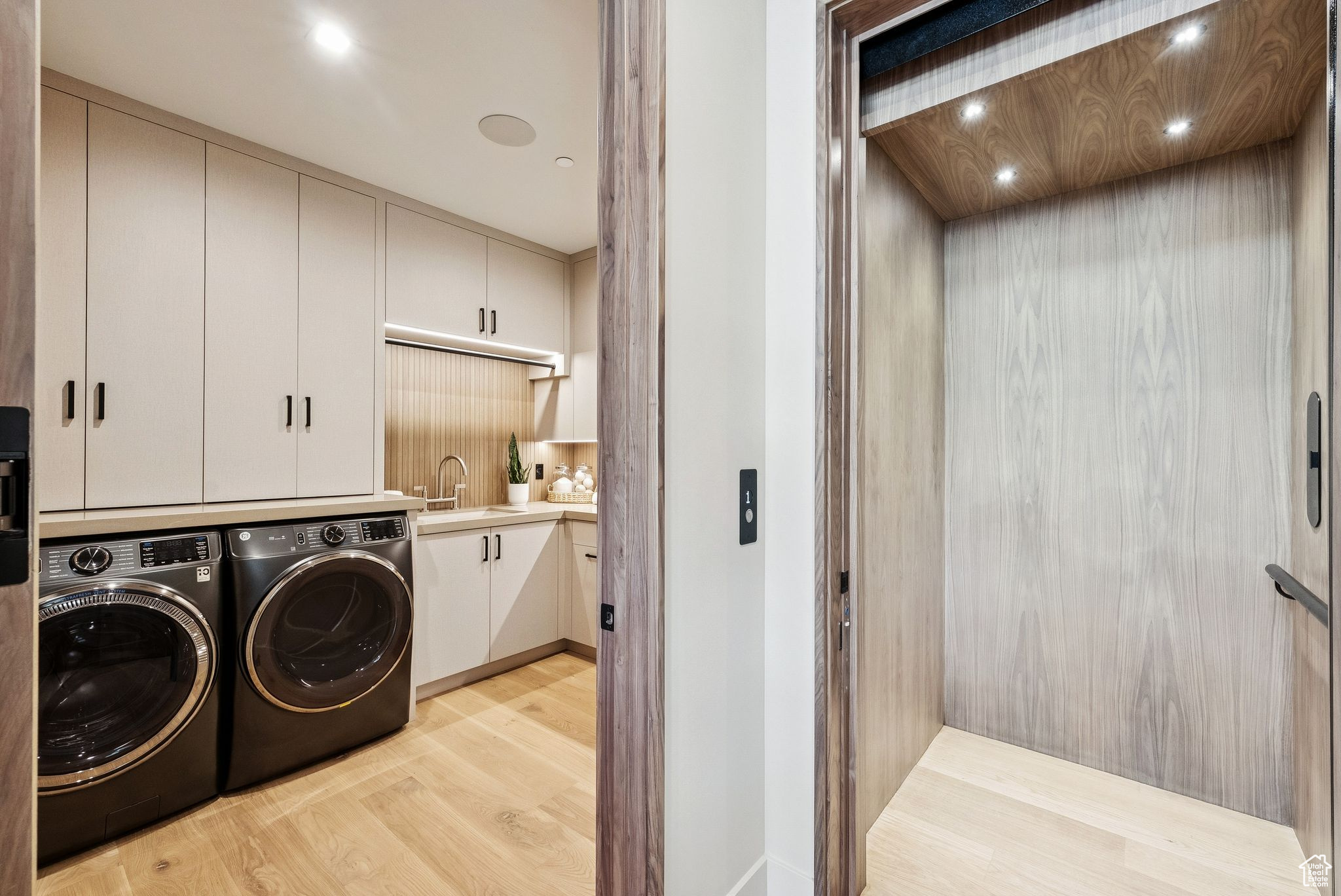 Heber City, Utah 84032, United States, 7 Bedrooms Bedrooms, ,8 BathroomsBathrooms,Residential,Active,4845