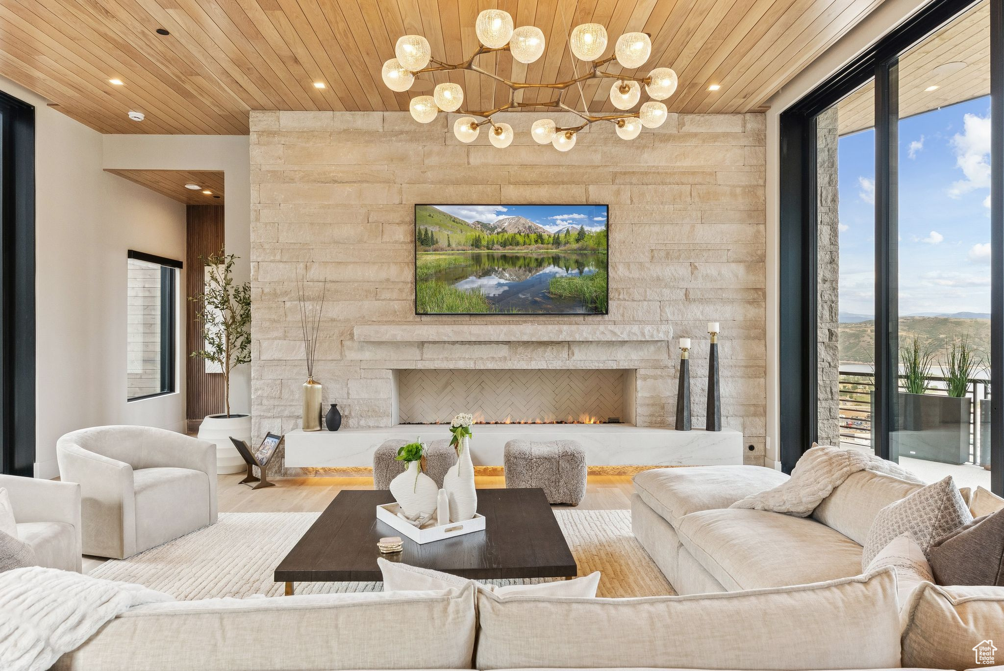 Heber City, Utah 84032, United States, 7 Bedrooms Bedrooms, ,8 BathroomsBathrooms,Residential,Active,4845