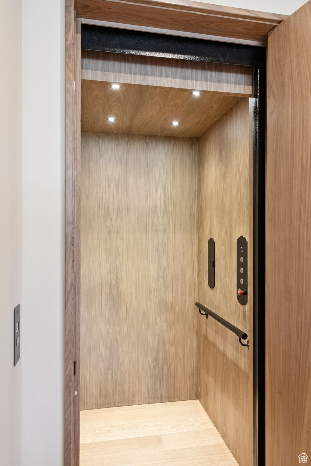 Heber City, Utah 84032, United States, 7 Bedrooms Bedrooms, ,8 BathroomsBathrooms,Residential,Active,4845