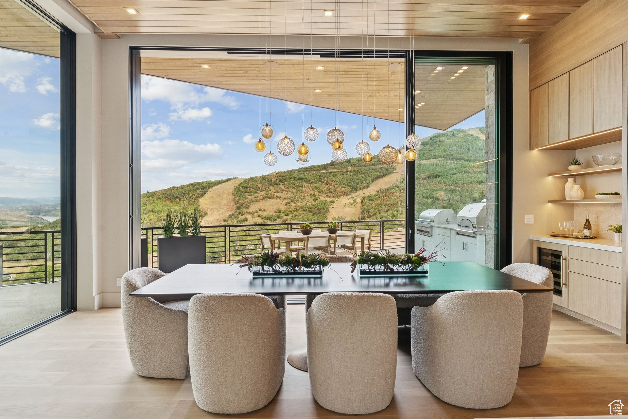 Heber City, Utah 84032, United States, 7 Bedrooms Bedrooms, ,8 BathroomsBathrooms,Residential,Active,4845