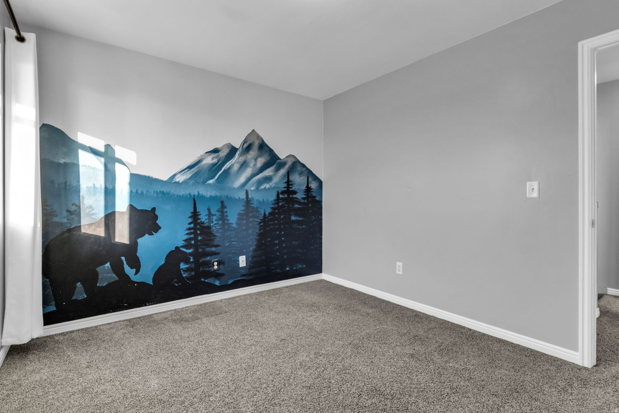 IVY SPRINGS CONDOMINIUM PHASE 7 - Residential