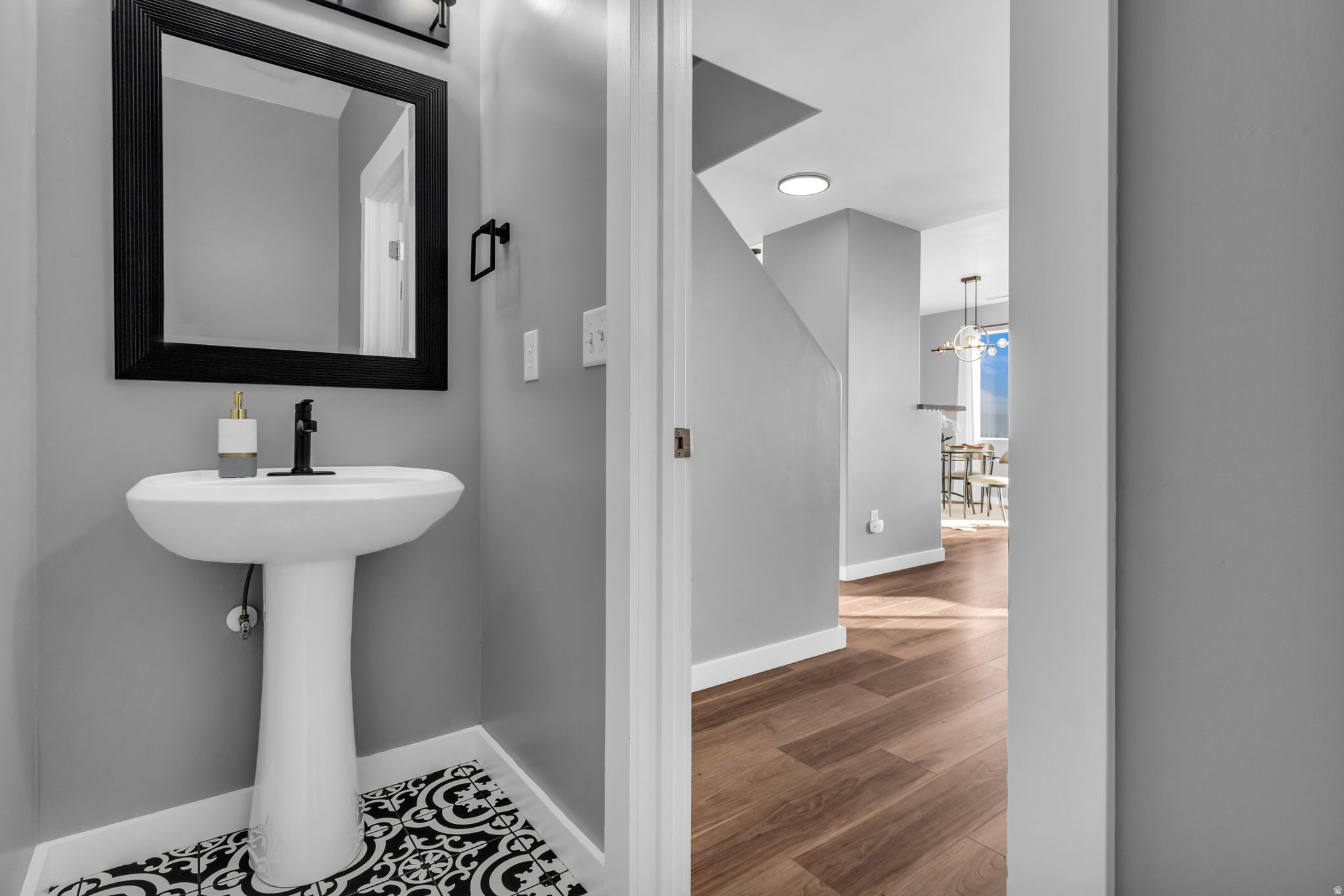 IVY SPRINGS CONDOMINIUM PHASE 7 - Residential