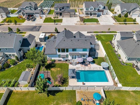 Tiny photo for 623 S ALBERTA SPRUCE DR, Layton, UT 84041 (MLS # 2178166)