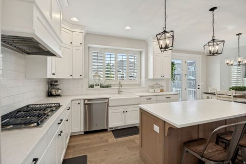 Tiny photo for 623 S ALBERTA SPRUCE DR, Layton, UT 84041 (MLS # 2178166)
