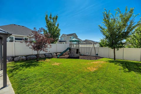 Tiny photo for 623 S ALBERTA SPRUCE DR, Layton, UT 84041 (MLS # 2178166)