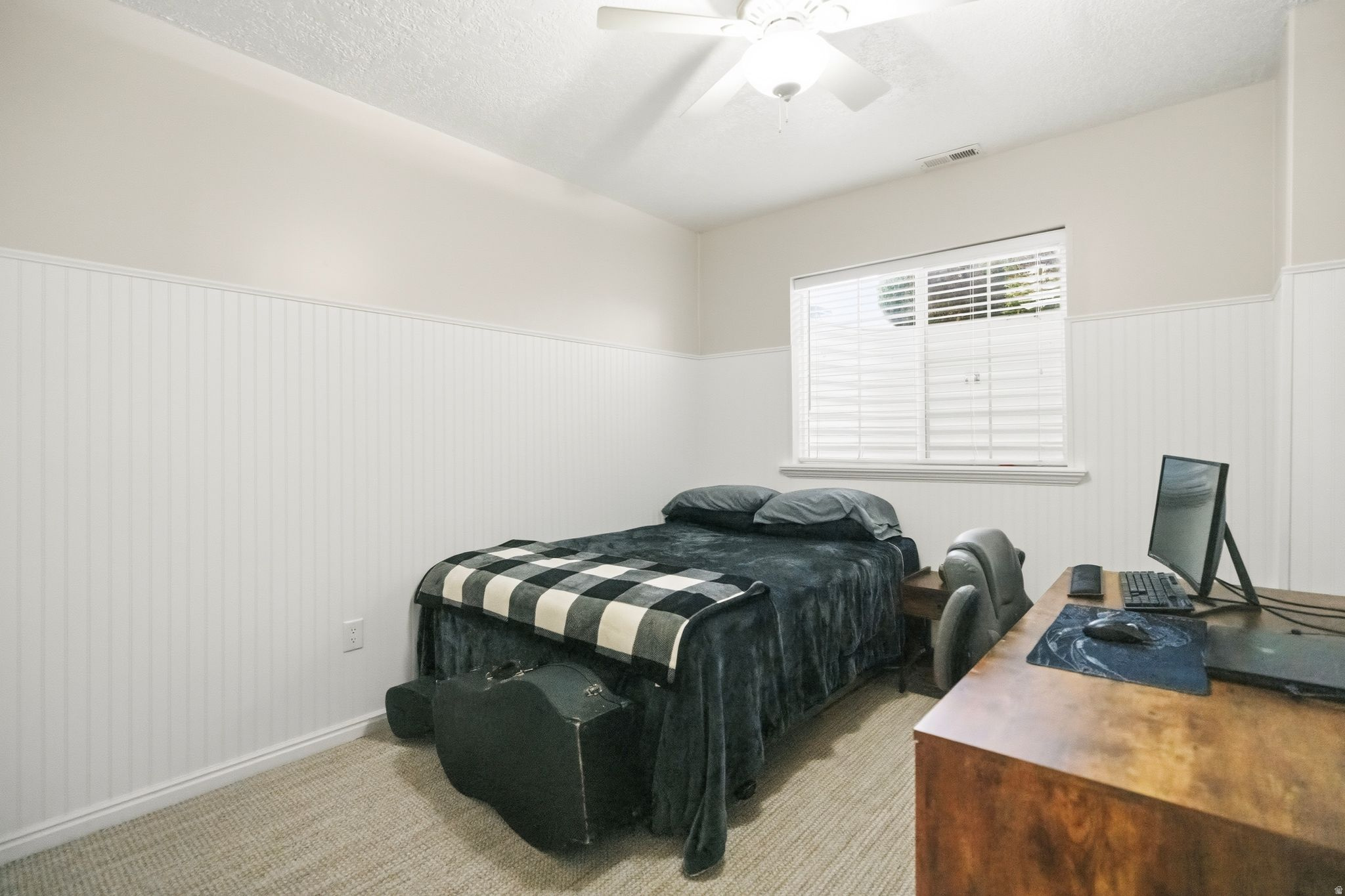 EAGLEPOINTE ESTATES - Residential