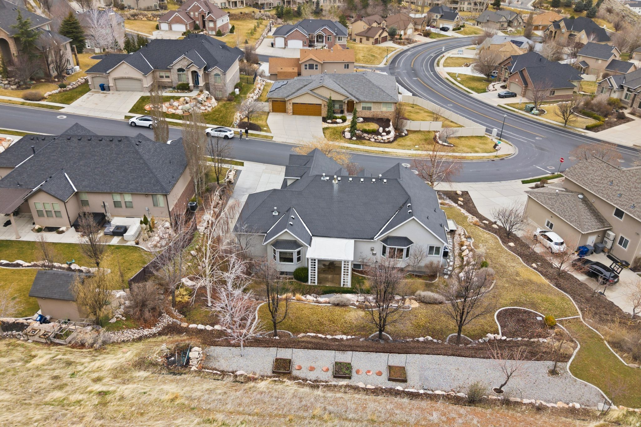 EAGLEPOINTE ESTATES - Residential