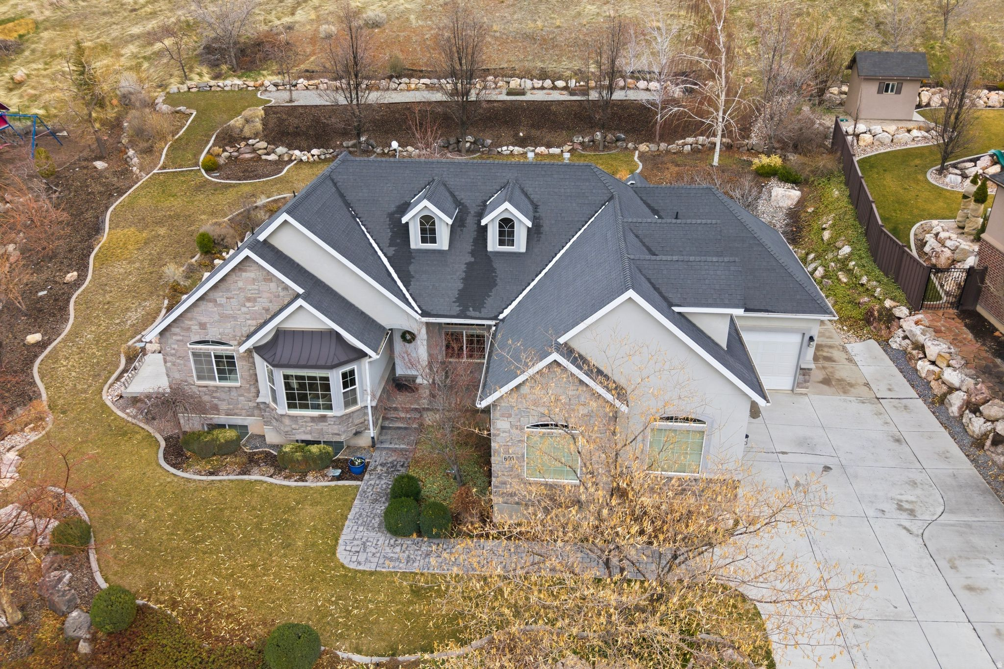 EAGLEPOINTE ESTATES - Residential