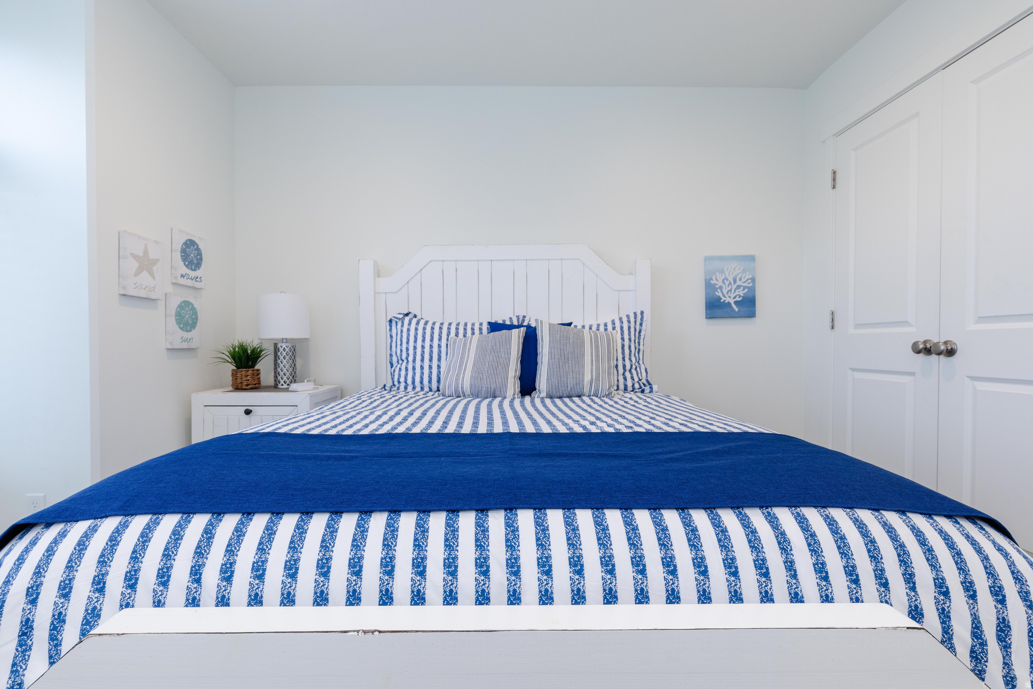 PARADISE PARKWAY - Residential