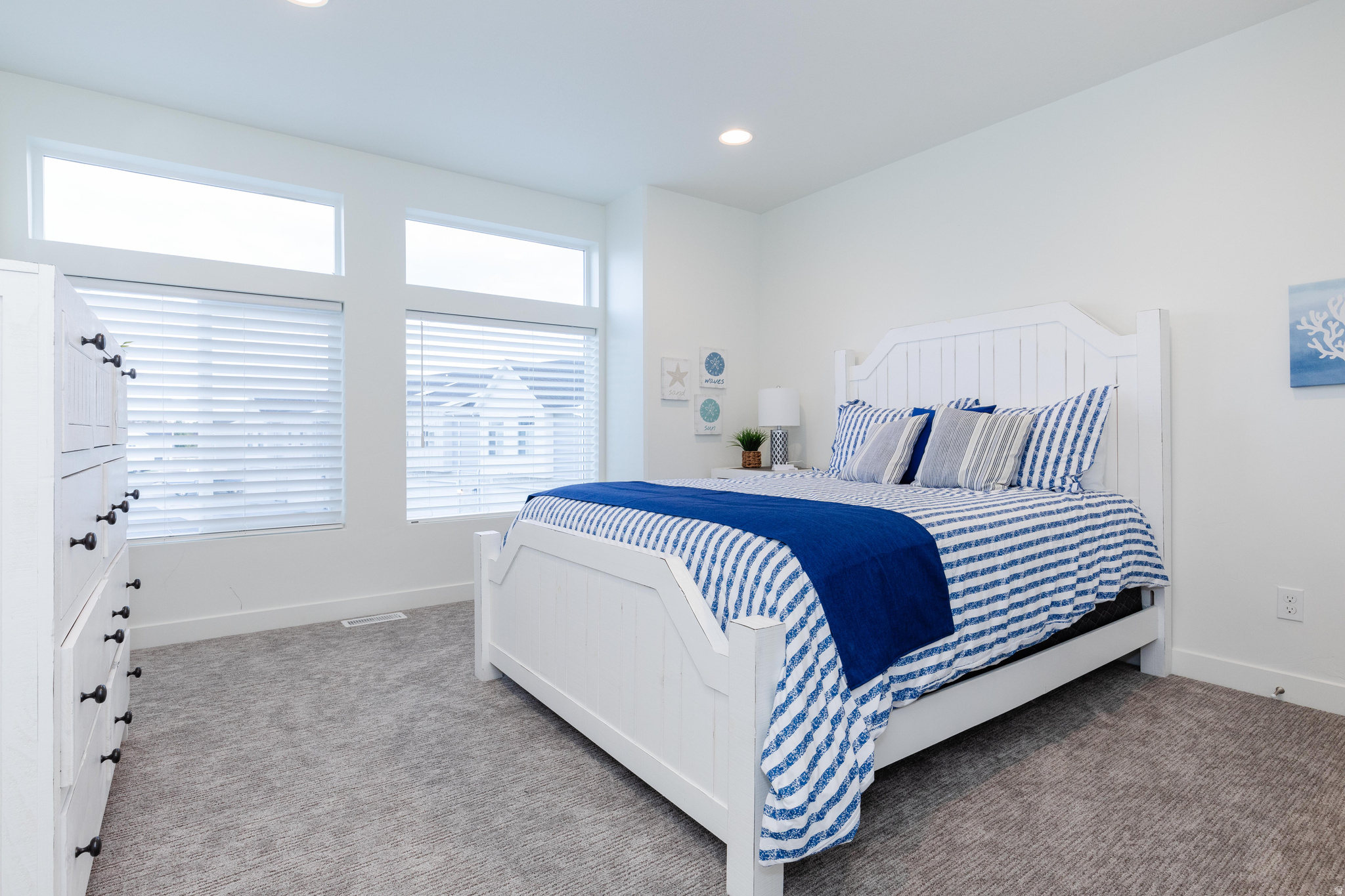 PARADISE PARKWAY - Residential