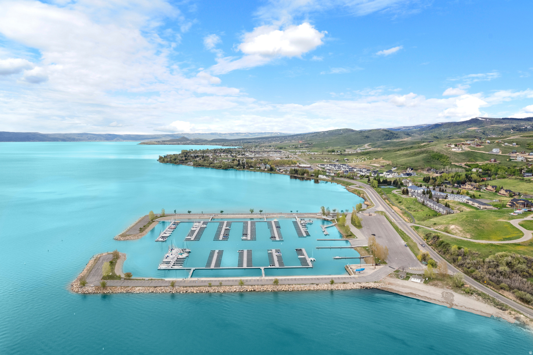 PARADISE PARKWAY - Residential